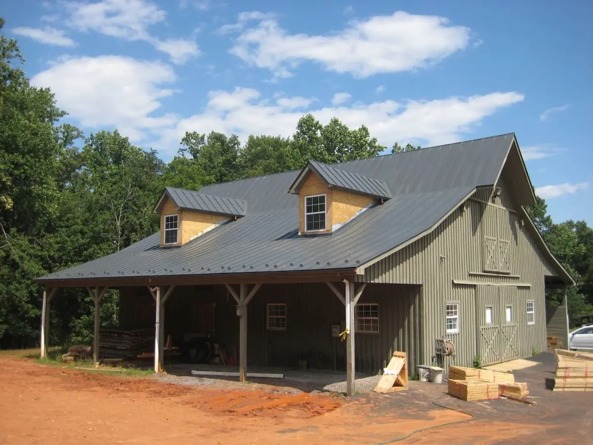 Expert Roof Repair workmanship in Goldleaf